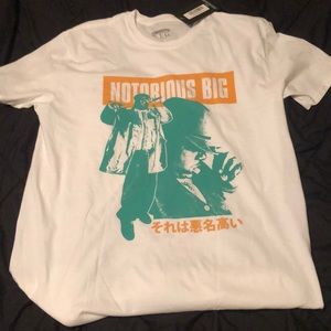 oversized graphic tee